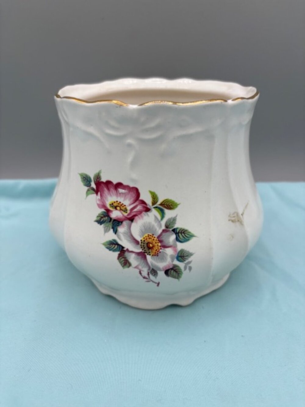 Vintage 1970's House of Webster Biscuits/Cookie Jar Rose Pattern (No Lid)